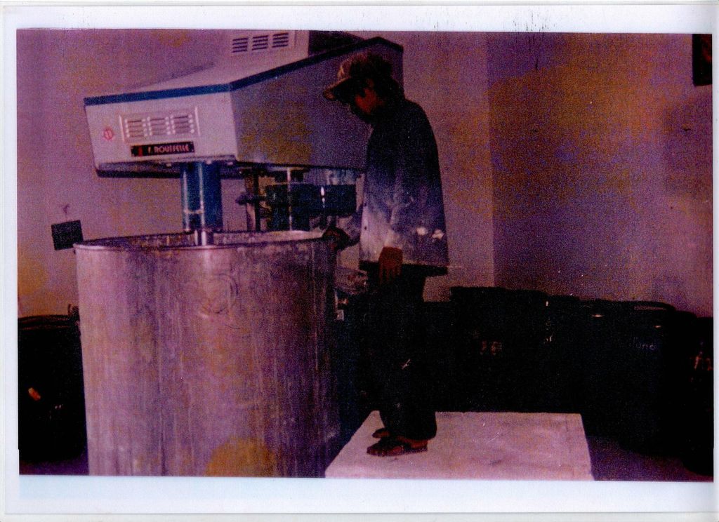 ເຄື່ອງ​ກົນ​ຈັກ