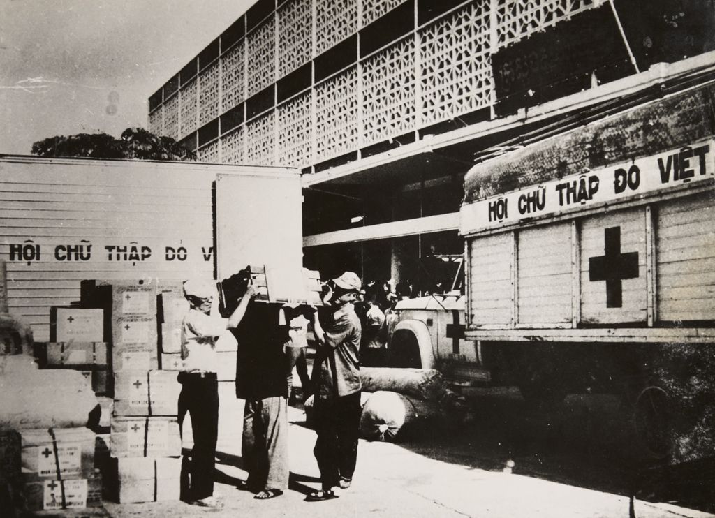 ໂຮງ​ງານ​ຜະ​ລິດ​ຢາ​ຢູ່​ປະ​ເທດ​ຫວຽດ​ນາມ