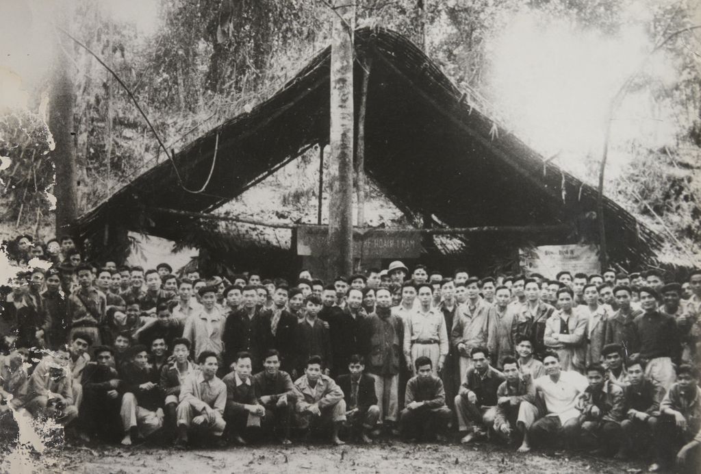 ຮູບ​ລວມ​ໜູ່