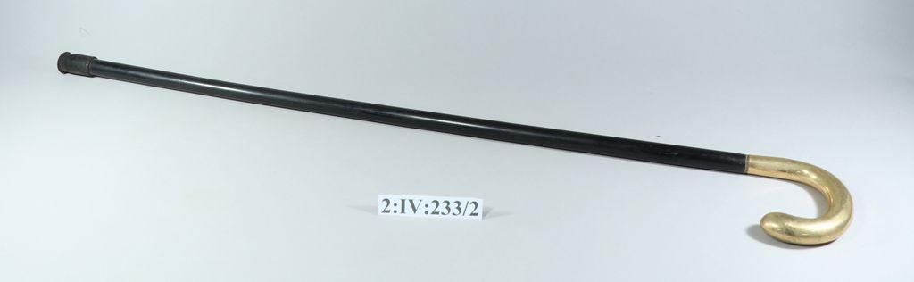 ໄມ້ຄອນເທົ້າ ເຮັດດ້ວຍໄມ້ ກັ່ນຈັບເຮັດດ້ວຍທອງ ສະລັກຊື່ ສີສະວ່າງວົງ 1955.