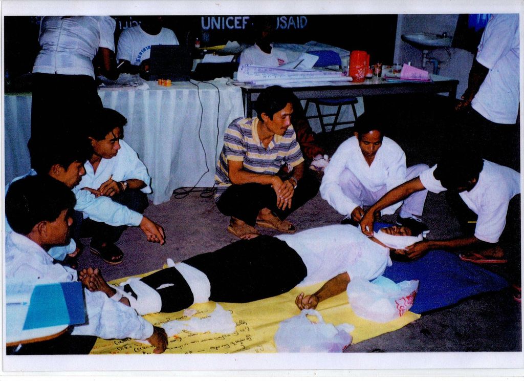 ປະ​ຖົມ​ພະ​ຍາ​ບານ​ເບື້ອງ​ຕົ້ນ