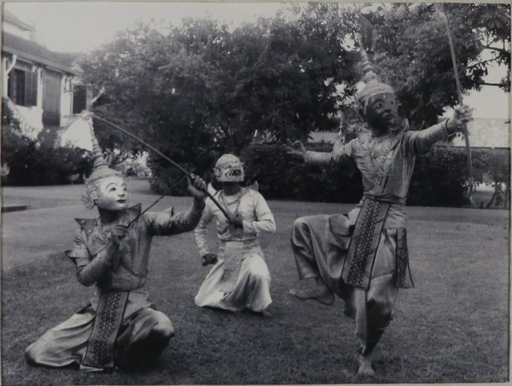 ຮູບ​ພ​າບຂາວດຳ  ການສະແດງເລື່ອງພະລັກ-ພະລາມ ປີ 1972