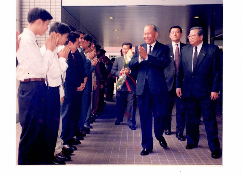 ທ່ານ. ຄຳ​ໄຕ ພ້ອມ​ດ້ວຍ​ຂະ​ນະ​ຢ້ຽມ​ຢາມ​ຢີ່​ປຸ່ນ