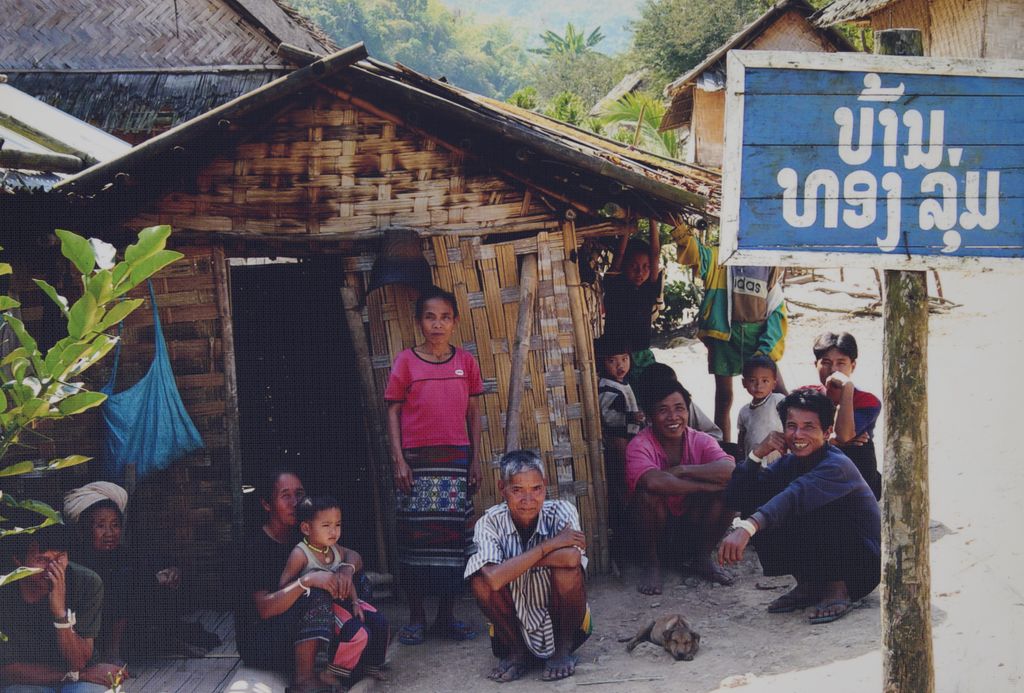 ຊົນ​ນະ​ບົດ​ແຂວງ​ຜົ້ງ​ສາ​ລີ