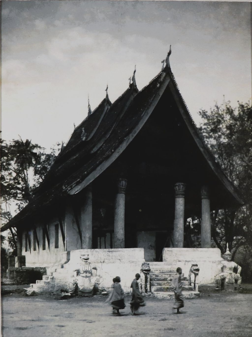 ຮູບພາບຂາວດໍາ ວັດອາຮາມ 1926