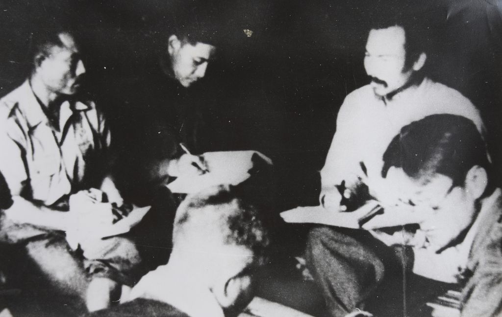 ທ່ານ ສຸ​ພາ​ນຸ​ວົງ ໂອ້​ລົມ​ປືກ​ສາ​ຫາ​ລື