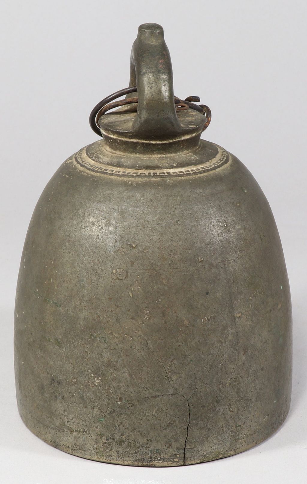 ໝາກກະດິງຊ້າງ ເຮັດດ້ວຍໂລຫະ