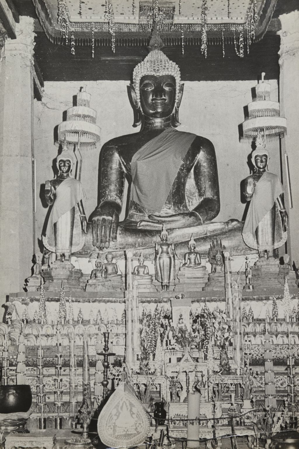 ພະ​ເຈົ້າ​ອົງ​ຕື້