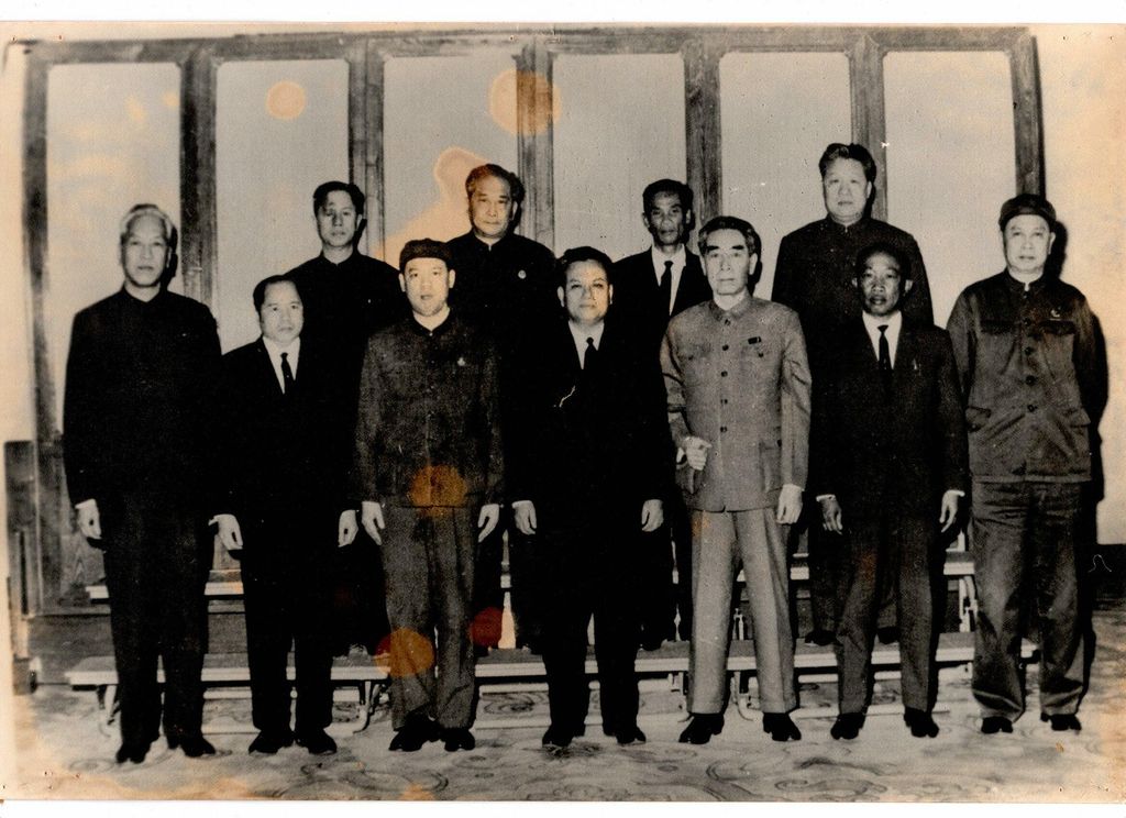 ທ່ານ ໄກສອນ ພົມວິຫານ ລົງຢ້ຽມຢາມ ແລະ ພົບທ່ານ ໂຈເອບລາຍ ປີ 1971