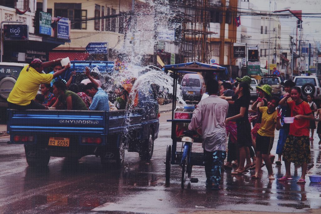 ບຸນ​ປີ​ໄໝ່​ລາວ