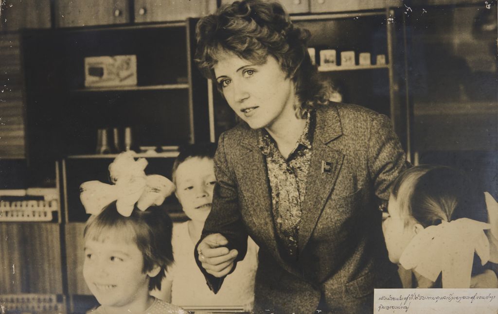 ເດັກນ້ອຍເປັນຜູ້ທີ່ໄດ້ຮັບການດູແລເບິ່ງແຍ່ງຈາກຜູ້ແທນປະຊາຊົນຫຼາຍກວ່າໝູ່