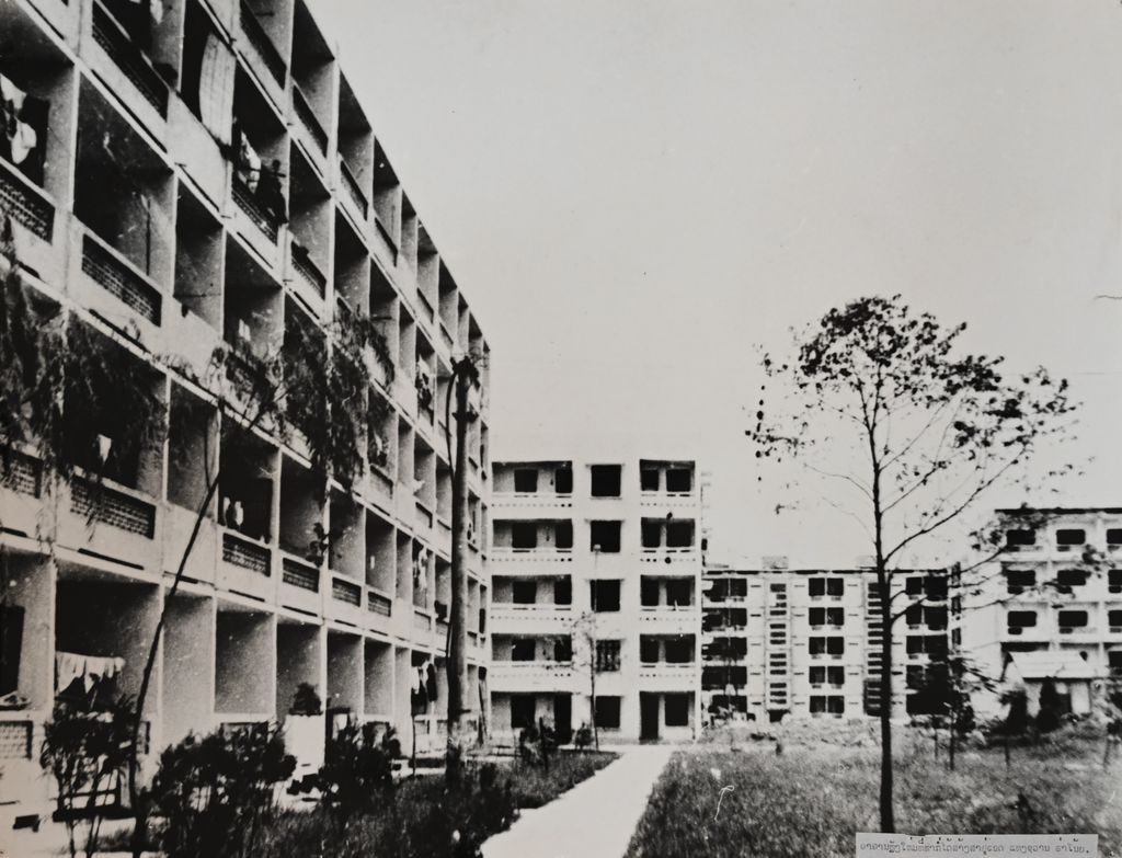 ອາຄານຫຼັງໃໝ່ທີ່ຫາກໍ່ສ້າງສາຢູ່ເຂດແທງຊວານຮ່າໂນ້ຍ