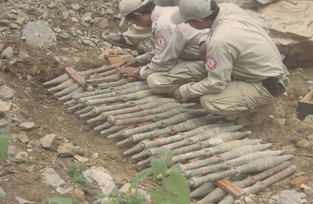 ນັກ​ເກັບ​ກູ້​ລະ​ເບີດ