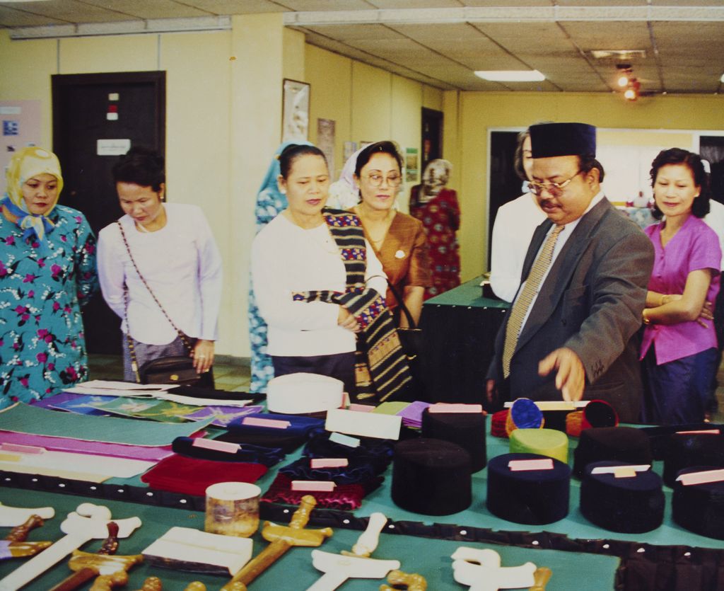 ທ່ານ ຄຳໄຕ ຢ້ຽມຢາມບູໄນ