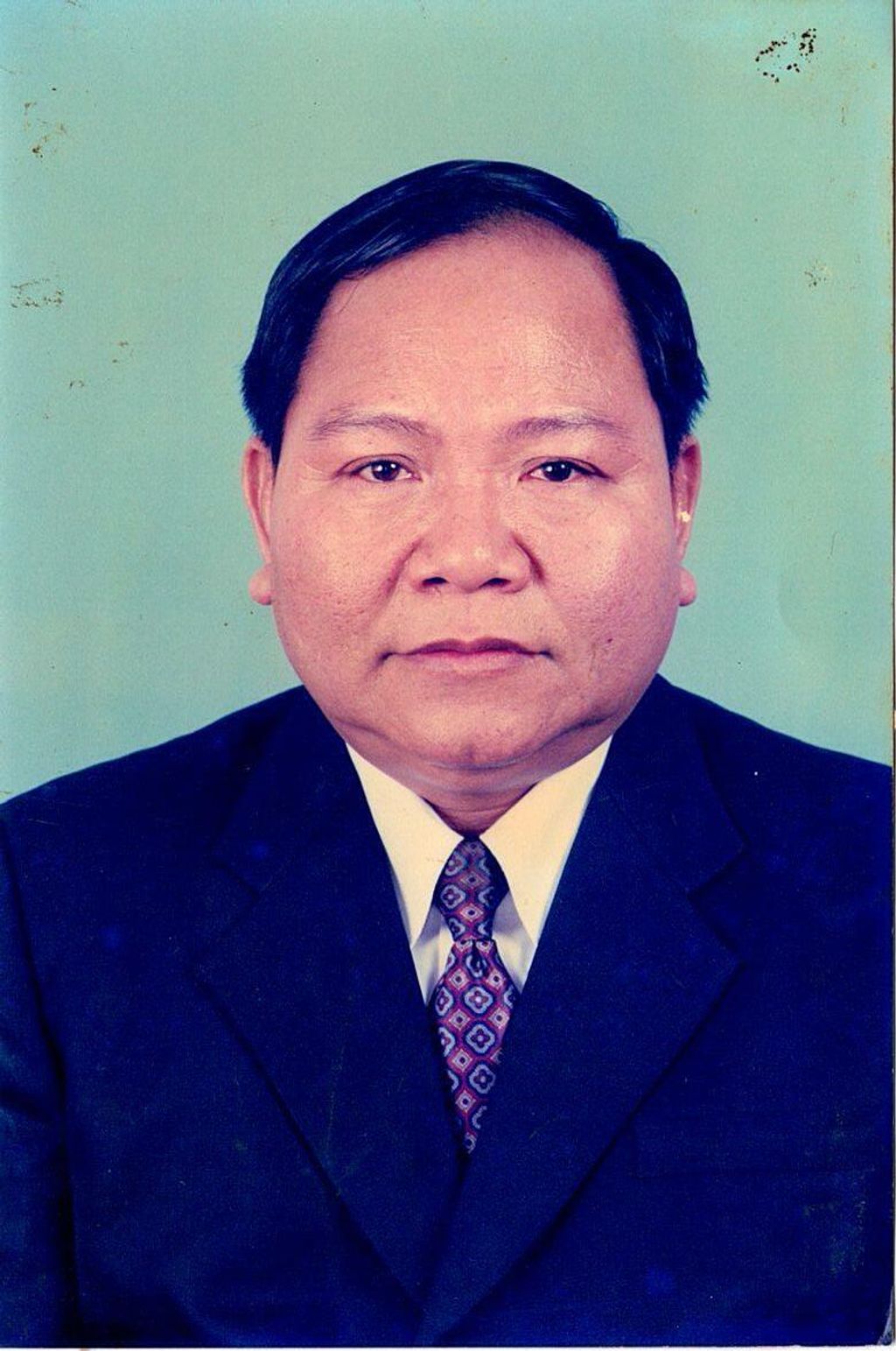 ສ/ຫ ຄຳ​ໝັ້ນ ສູນ​ວິ​ເ​ລິດ