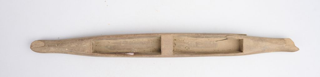 ກະສວຍສອງຫ້ອງເຮັດດ້ວຍໄມ້