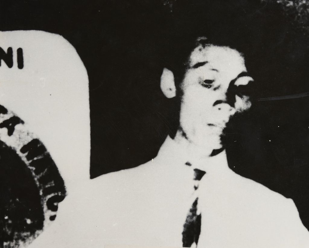 ທ່ານ ຫວ​ງ້ຽນ​ອ້າຍ​ກັວກ ພ້ອມ​ກັບ​ຜູ້​ແທນ​ມາ​ຮ່ວມກອງ​ປະ​ຊຸມກອມ​ມູ​ນິດ​ສາ​ກົນ​ເທື່ອ​ທີ 5 ປີ 1924 ຢູ່​ມາ​ລາ​ກີ​ວາ