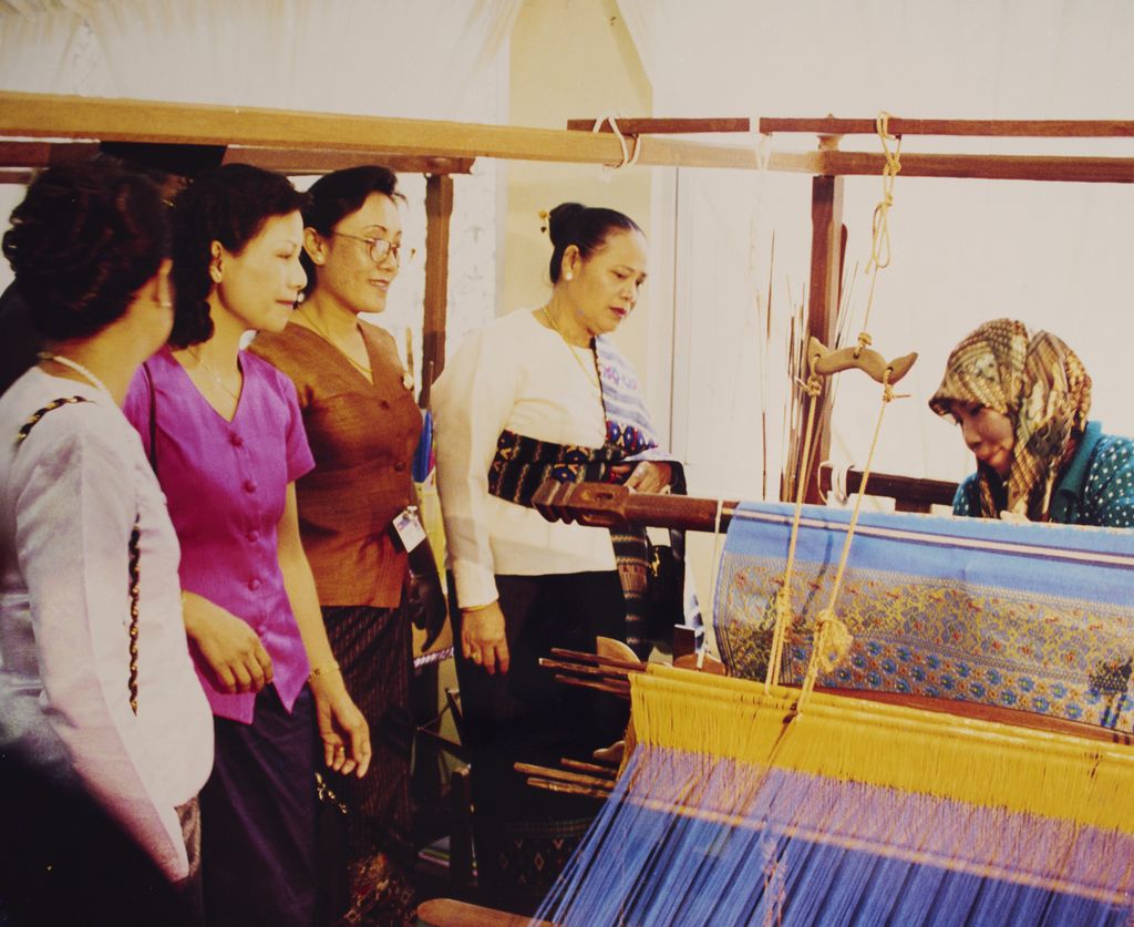 ທ່ານ ຄຳໄຕ ຢ້ຽມຢາມບູໄນ