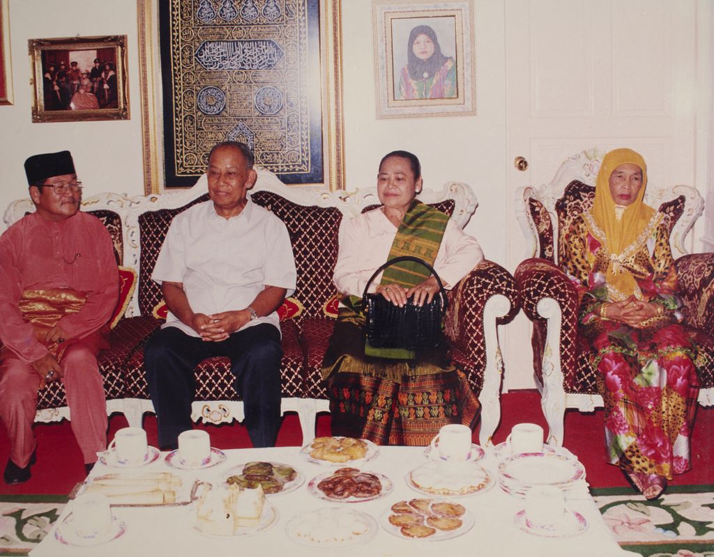 ທ່ານ ຄຳ​ໄຕ ສີ​ພັນ​ດອນ ຢ້ຽມ​ຢາມ​ບູ​ໄນ