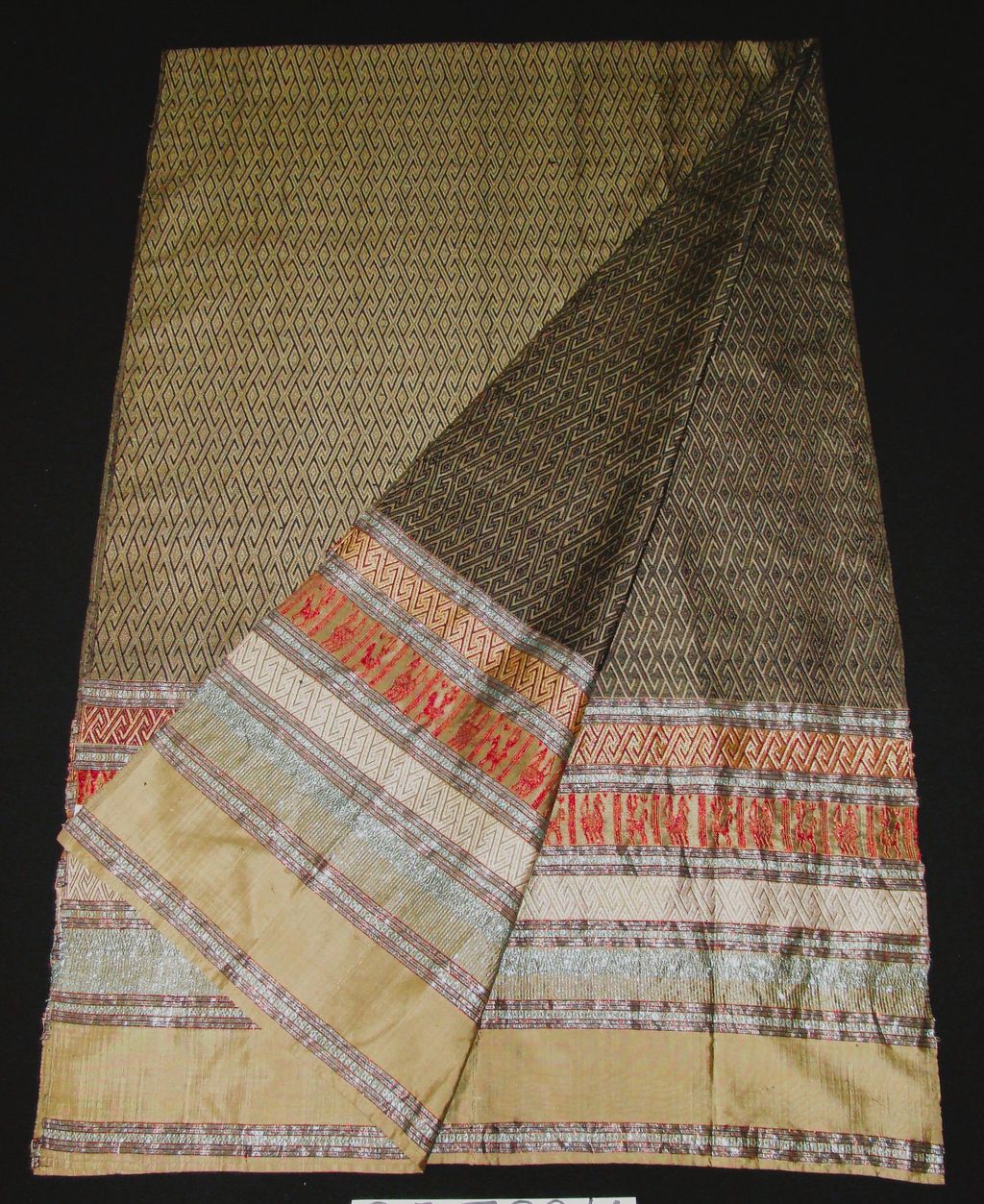 ຜ້າບີງ ຜ້າໄຫມ ສີຂີ້ມ້າລາຍດອກຂໍ