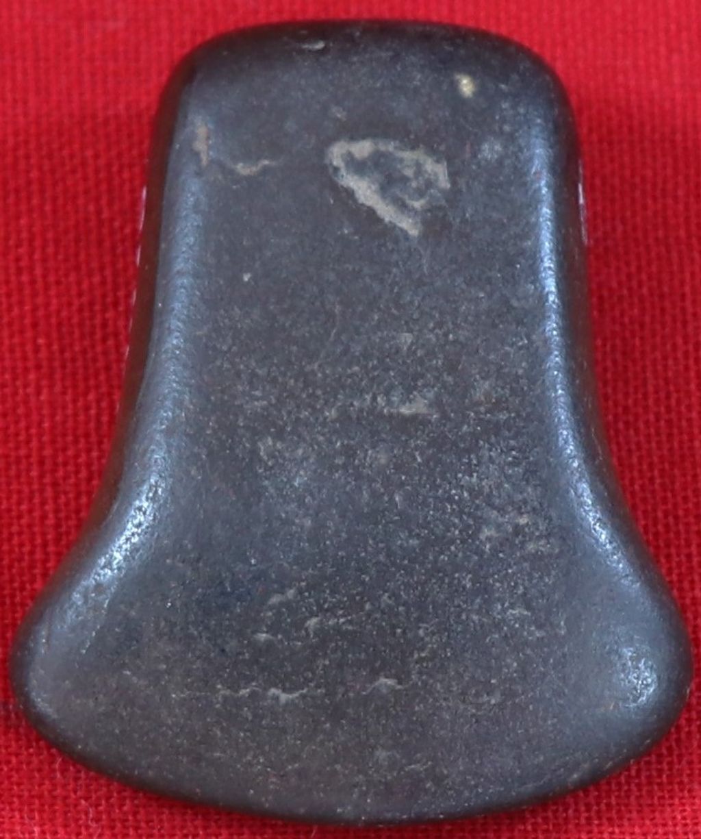 ຫີນຟ້າຜ່າ ເຮັດດ້ວຍຫີນ