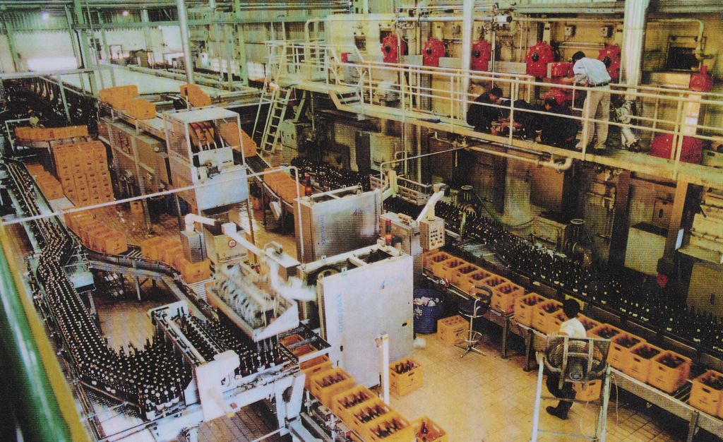 ໂຮງ​ງານ​ຜະ​ລິດ​ເບຍ​ລາວ