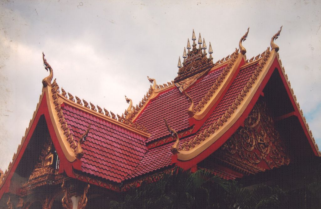 ຫຼັງ​ຄາ​ວັດ ນະ​ຄອ​ນຫຼວງວຽງ​ຈັນ