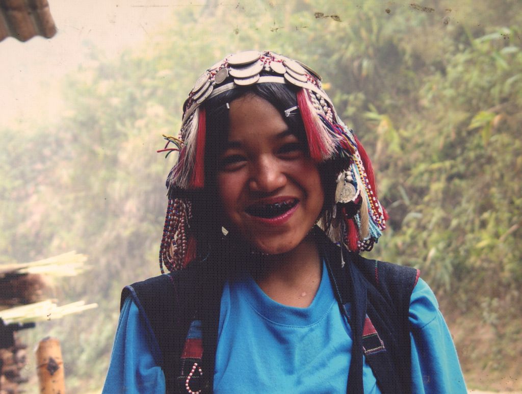 ແມ່ຍິງອາຄາ ແຂວງຫຼວງນ້ຳທາ