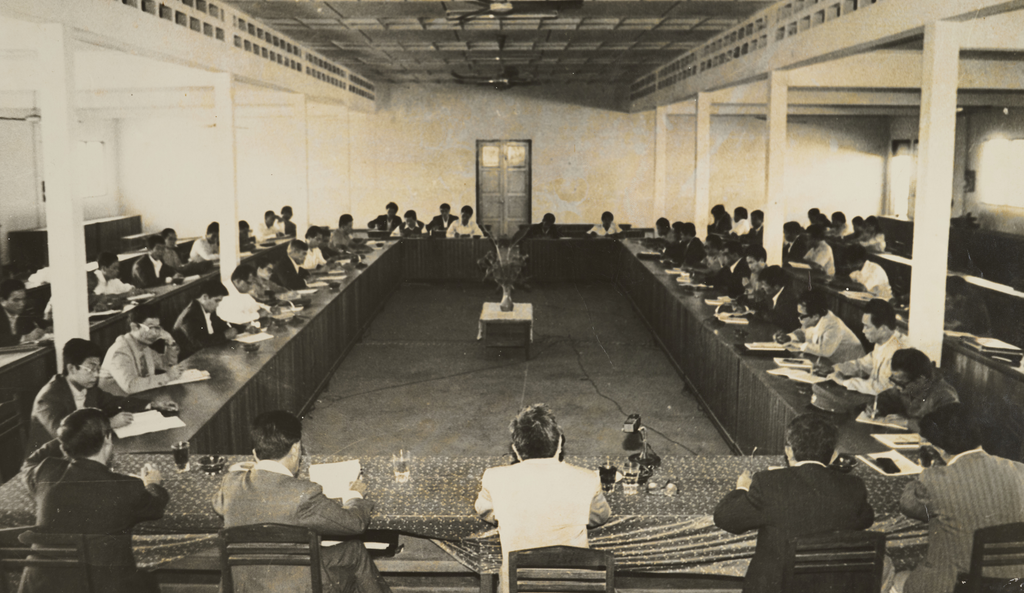 ກອງ​ປະ​ຊຸມ​ວຽກ​ງານ​ແນວ​ຄິດ ແລະ ວັດ​ທະ​ນະ​ທຳ​ປີ1989