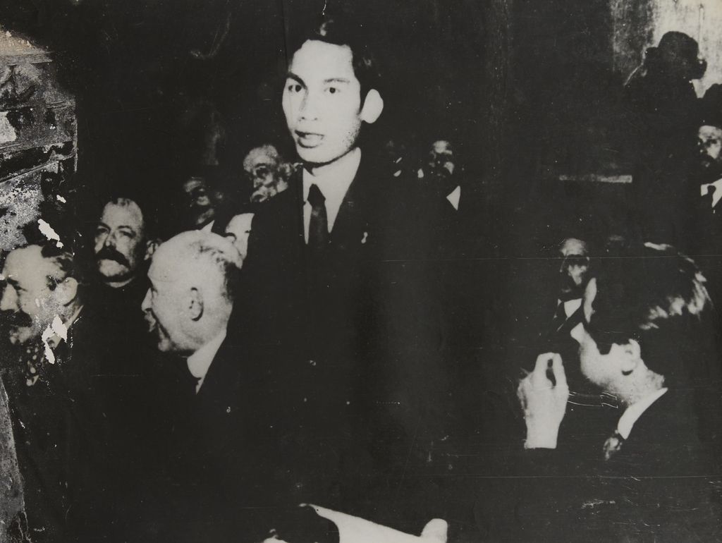 ທ່ານ ເລ​ວັນ​ກວັກ