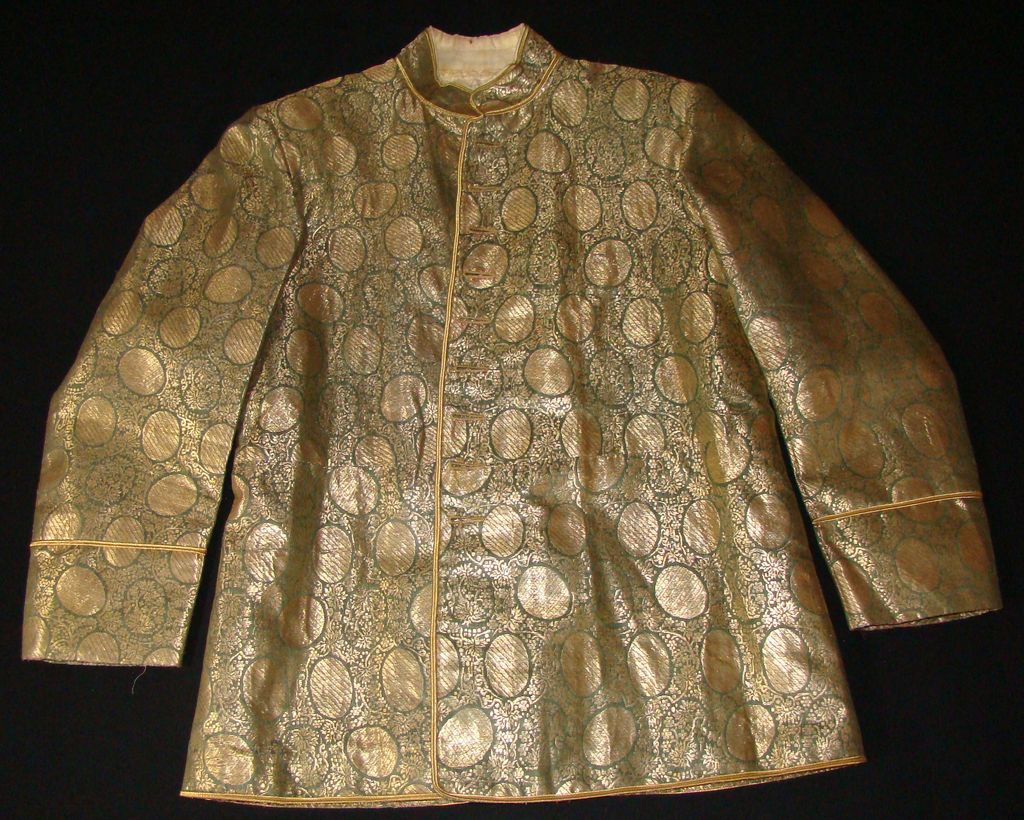 ເສື້ອເຢຍລະບັບ ຜ້າໄຫມສີຂີ້ມ້າ