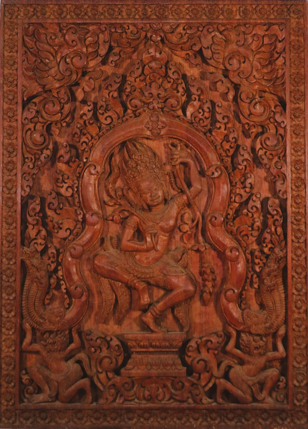 ຮູບແກະສະລັກໄມ່ກຳປູເຈຍ