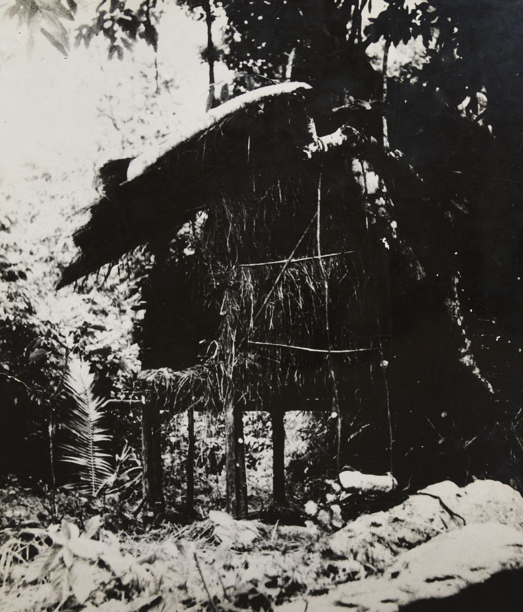 ຕູບ​ຂົວ​ນ້ຳ (ກ້າວ​ບັ້ງ) ເປັນ​ບ່ອນ​ພັກ​ຜ່ອນ ຂອງ​ສະ​ຫາຍ ຫວ​ງ້ຽນ​ອາຍກວັກ ປີ 1941