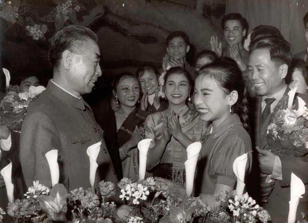 ຄະ​ນະ​ນຳ​ຈີນ​ມາ​ຢ້ຽມ​ຢາມ​ລາວ 18.8.1966