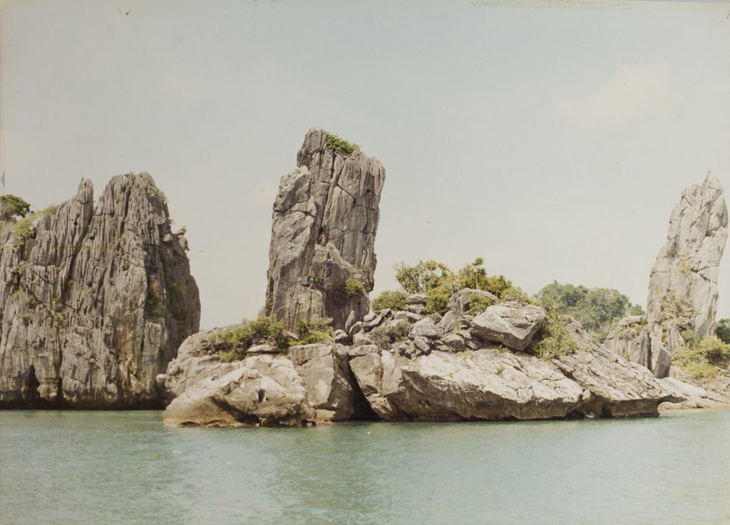 ທິວທັດກຽນຢາງ