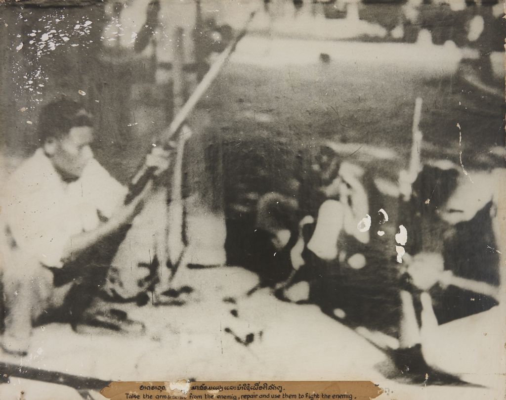 ຍາດອາວຸດສັດຕູມາສ້ອມແປງ ແລະ ນຳໃຊ້ເພື່ອຕີສັດຕູ