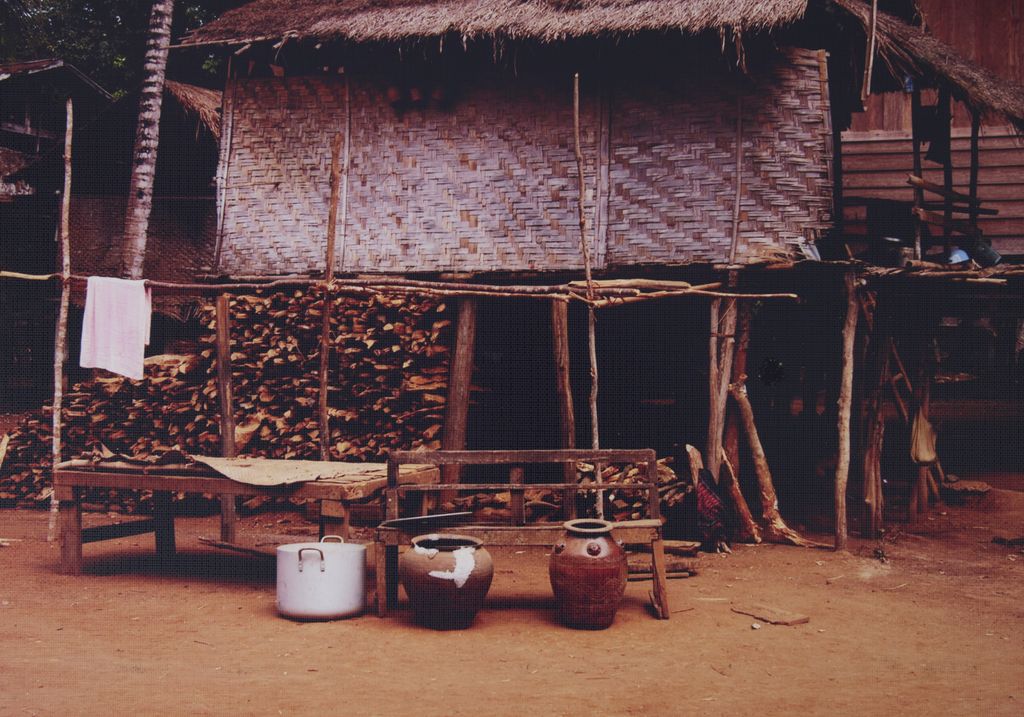 ເຮືອນ​ຊົນ​ເຜົ່າ​​ຢ້າວ ແຂວງ​ເຊກອງ