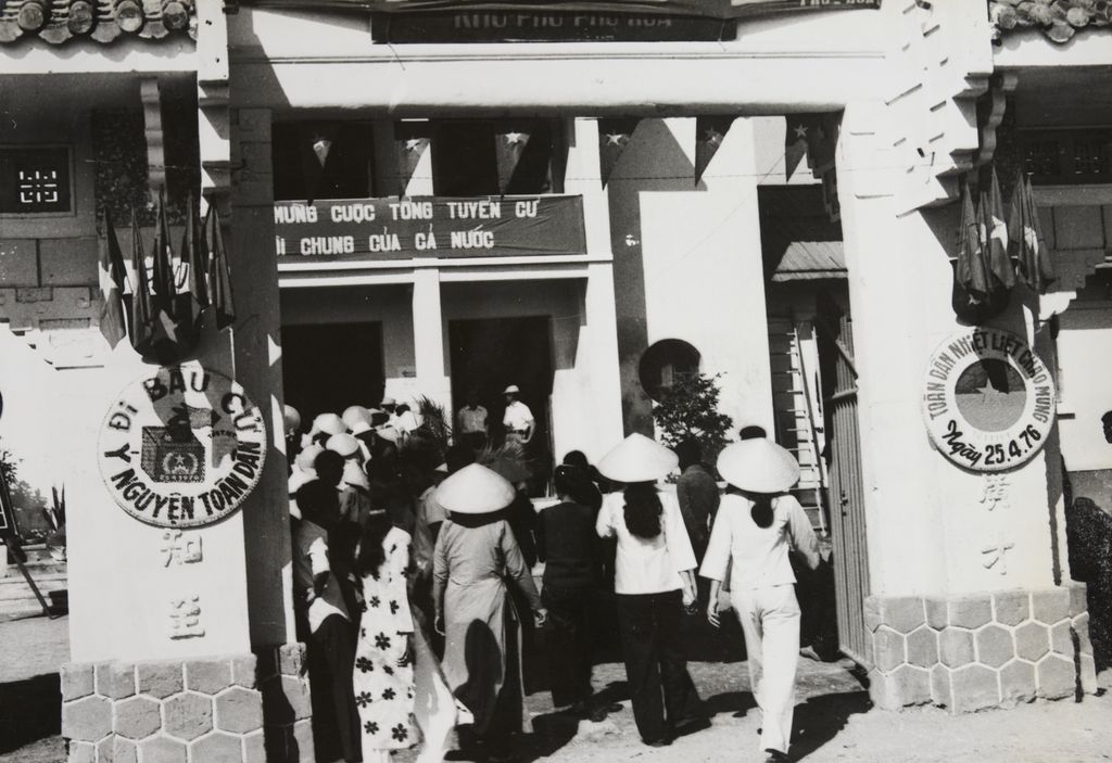 ປະ​ຊາ​ຊົນ​ຫວຽດ​ນາມ