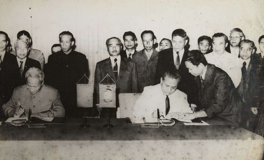 ພິ​ທີ​ເຊັນ​ສັນ​ຍາ​ລາວ-ຫວຽດ​ນາມ