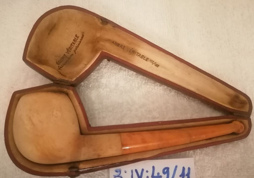 ກອກຢາສູບເຮັດດ້ວຍໄມ້ກັ່ນສູບເຮັດດ້ວຍຢາງ