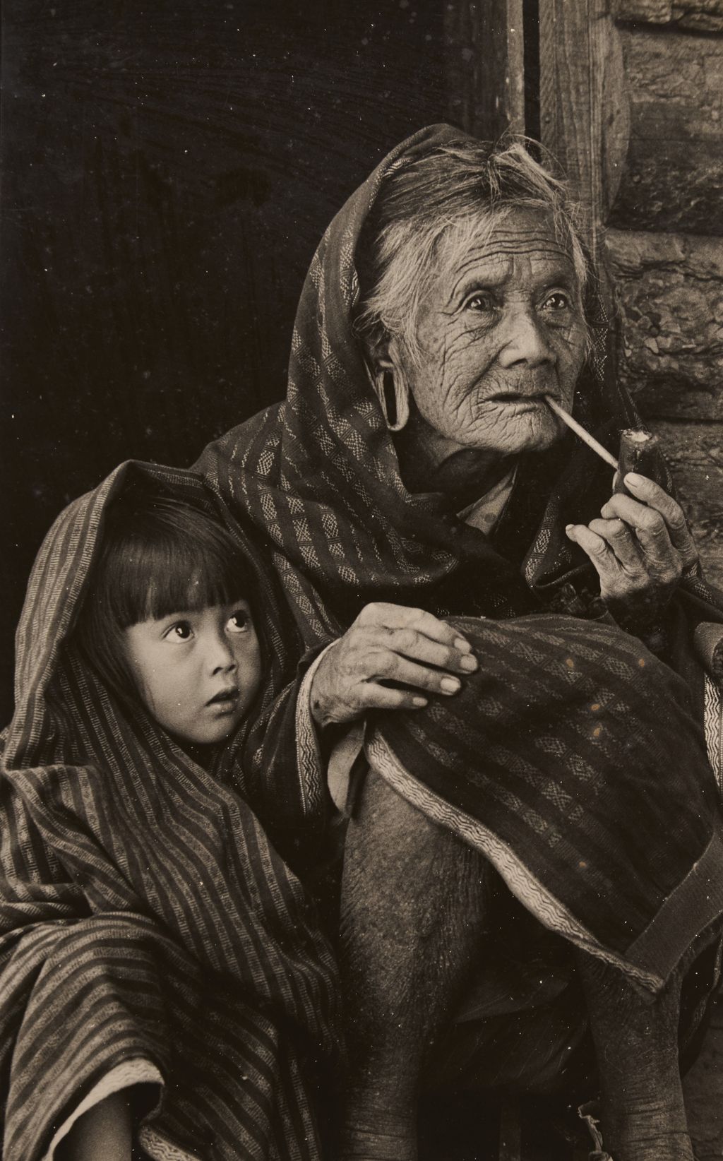 ​ແມ່​ຕູ້ກັບ​ຫຼານ