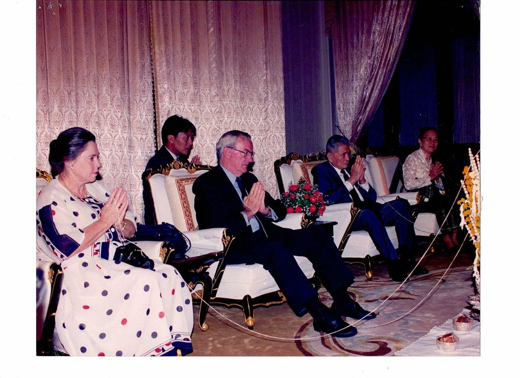 ການ​ນຳ​ລາວ​ຮ່ວມ​ບາ​ສີ​ສູ່​ຂ້ວນ​ກັບ​ຕ່າງ​ປະ​ເທດ