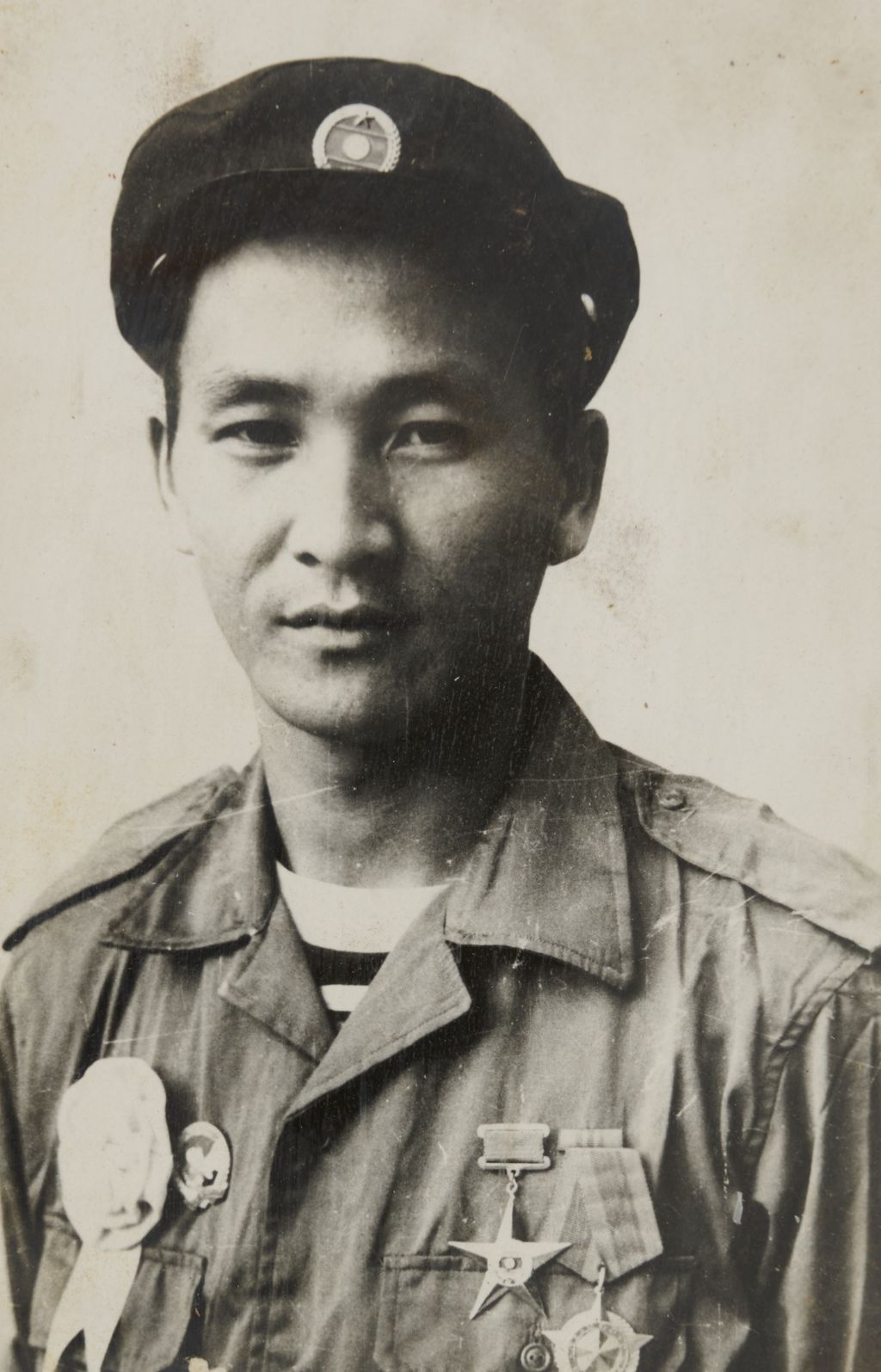 ສະ​ຫາຍ ເຊັງ ຊົງ ປ້ອງ​ກັນ​ຊາດ