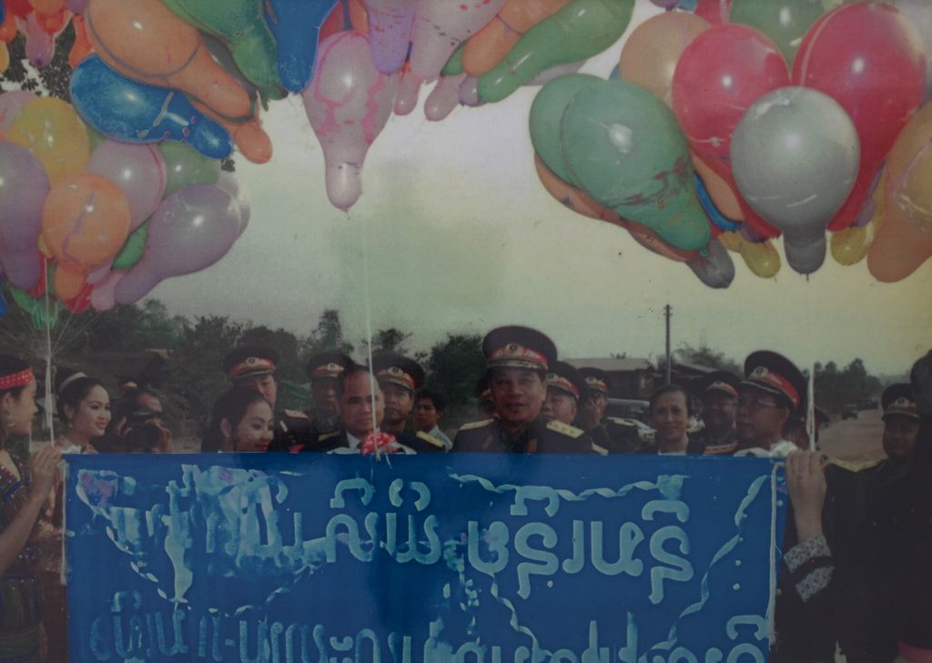 ທ່ານ ຈູມ​ມະ​ລີ ໄຊ​ຍະ​ສອນ ລັດ​ຖະ​ມົນ​ຕີ​ກະ​ຊວງ​ປ້ອງ​ກັນ​ປະ​ເທດ​ເປີດ​ປ້າຍ​ວິ​ທະ​ຍາ​ຄານ​ການ​ເມືອງ​ທະ​ຫານ​ປີ1997