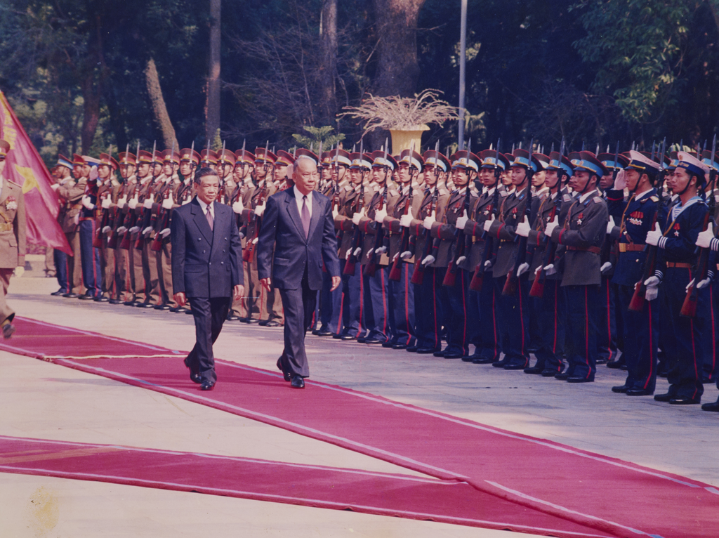 ທ່ານ ຄຳ​ໄຕ ສີ​ພັນ​ດອນ ຢ້ຽມ​ຢາມ​ຫວຽດ​ນາມ