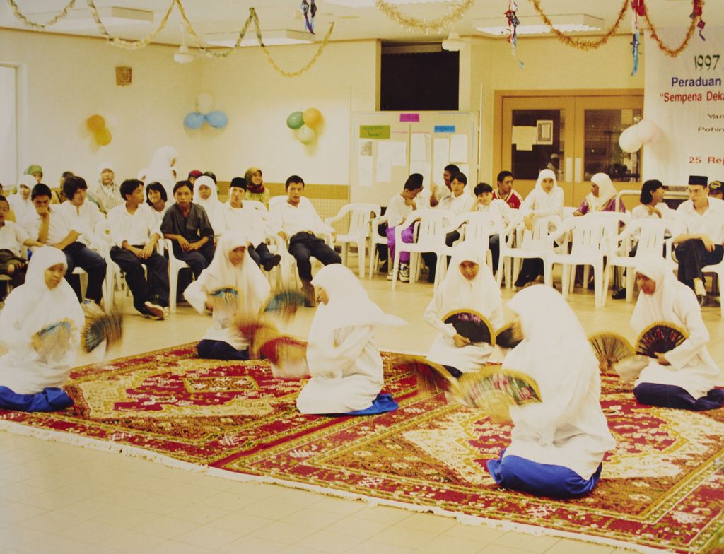 ທ່ານ ຄຳໄຕ ຢ້ຽມຢາມບູໄນ