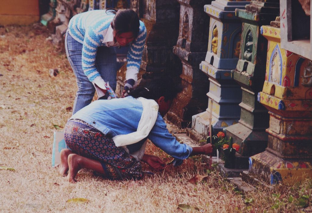 ທາດ​ໃສ່​ກະ​ດູກ​ຄົນ​ເສຍ​ຊີ​ວິດ