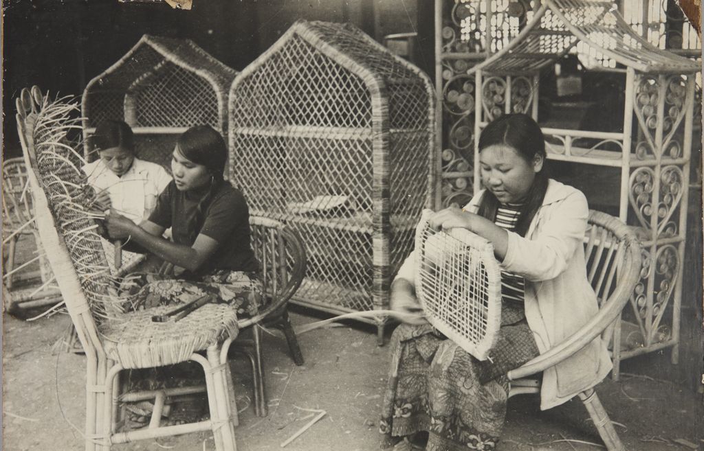 ໂຮງງານສານຕັ່ງຫວາຍລາວ