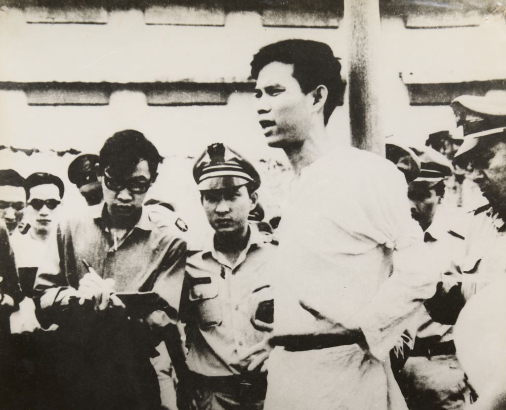 ຈັບ​ກຸ່ມ​ນັກ​ໂທດ ຢູ່​ຫວຽດ​ນາມ