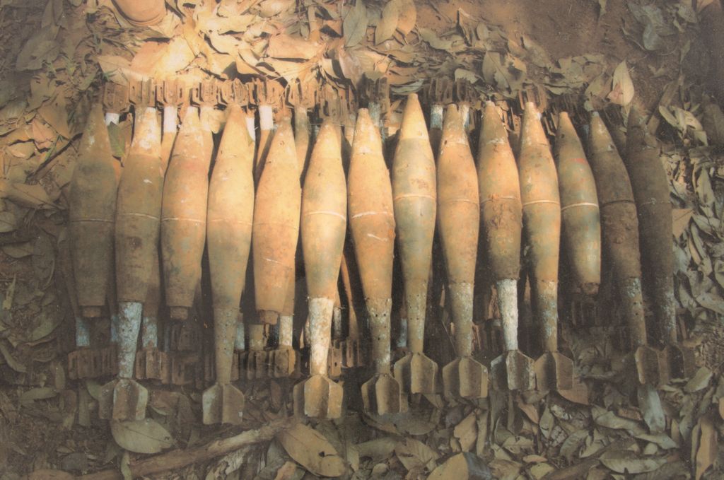 ລູກ​ປືນ​ໃຫຍ່